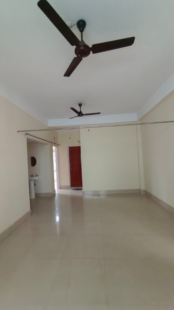 Unfurnished 3bhk in Swaraj Path, Resham Nagar, Khanapara, Guwahati, Assam, India for Rent